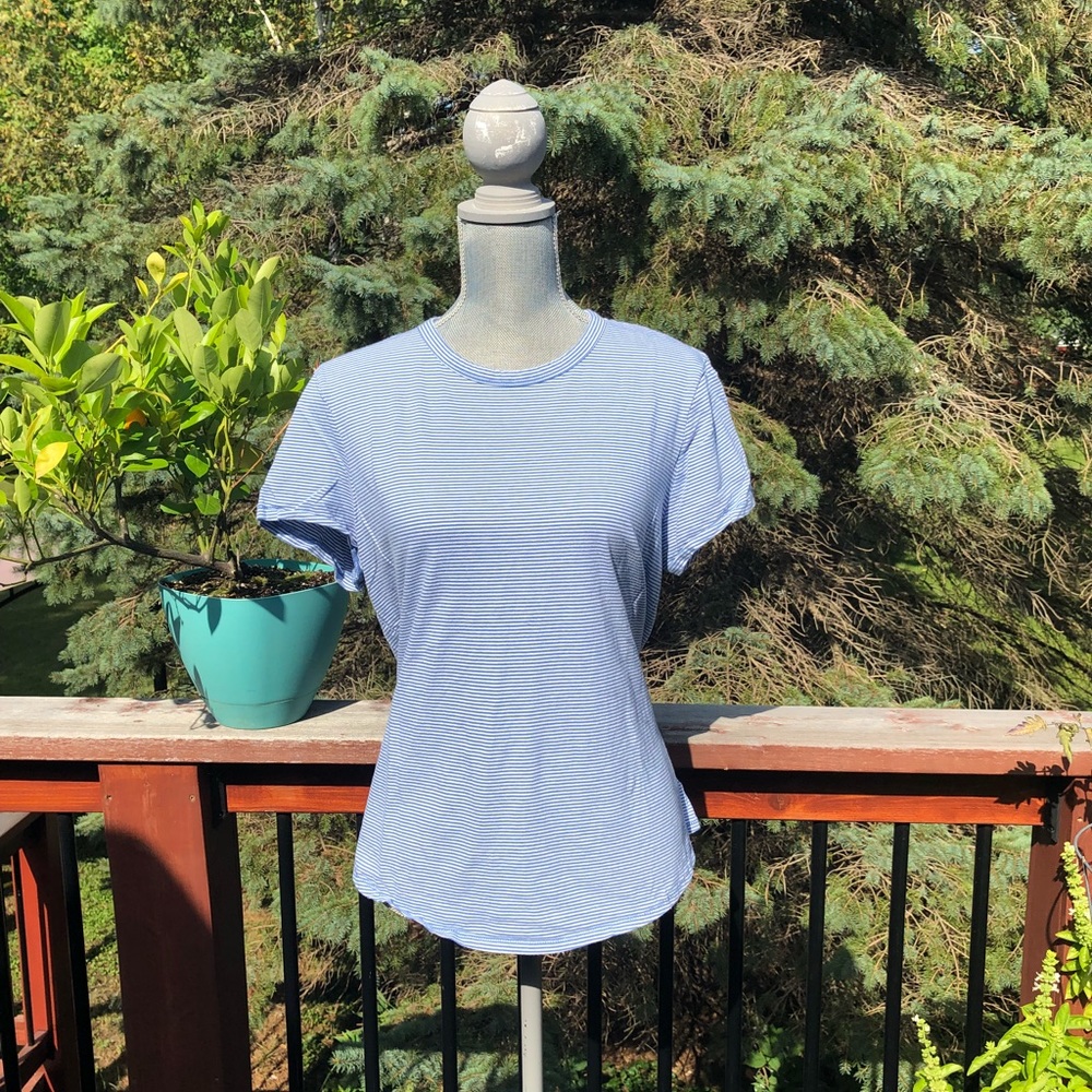 Gap vintage wash tee shirt